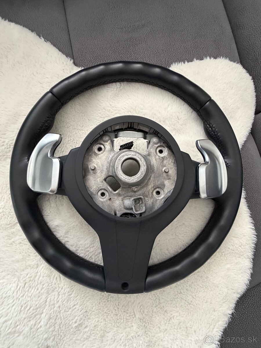 Predám BMW volant Mpacket F10/F01 s pádlami - 4