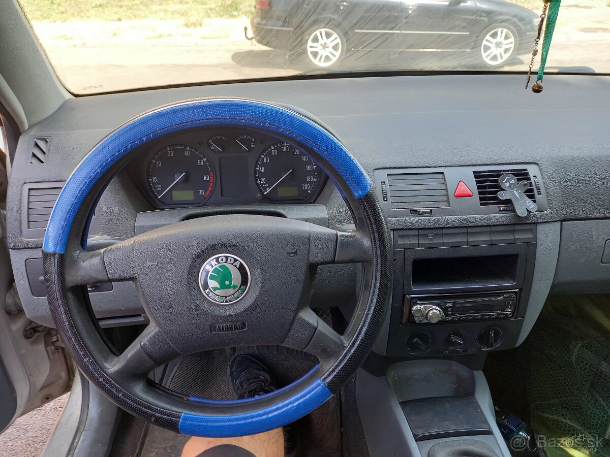 Predam skoda fabiu 1.2 - 4