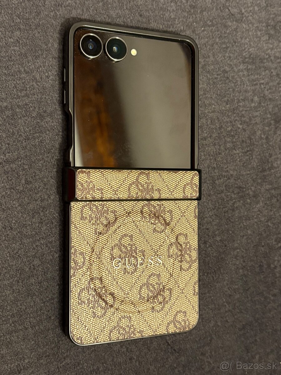 Samsung Z Flip7 512gb + iPhone 16 128gb - 4