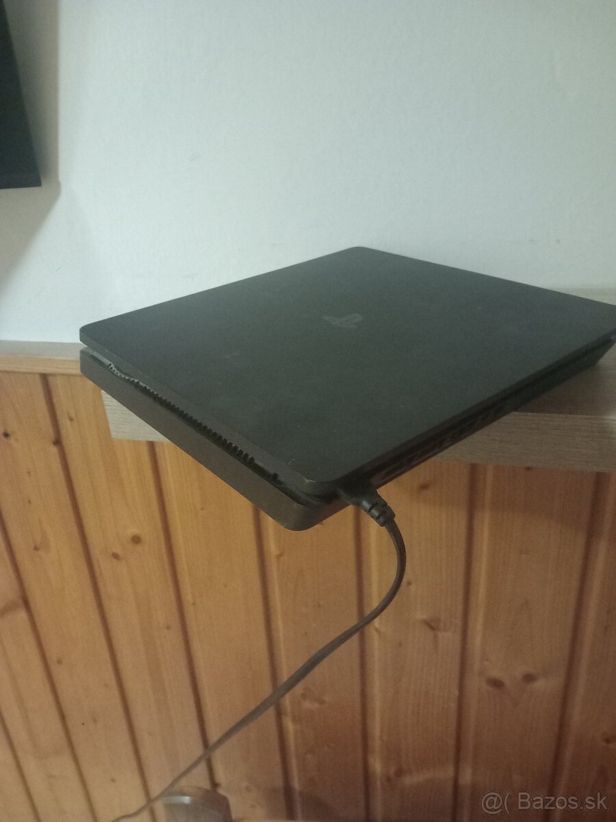 PS4 Slim 500GB - 4