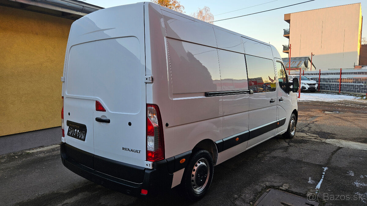 Renault Master 2.3 L3H2 7 miest - 4