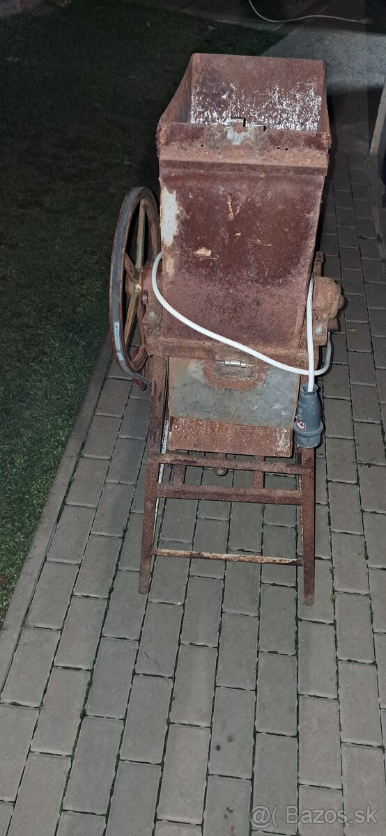 MLYNEC NA OVOCIE,REPU,TEKVICE - 4