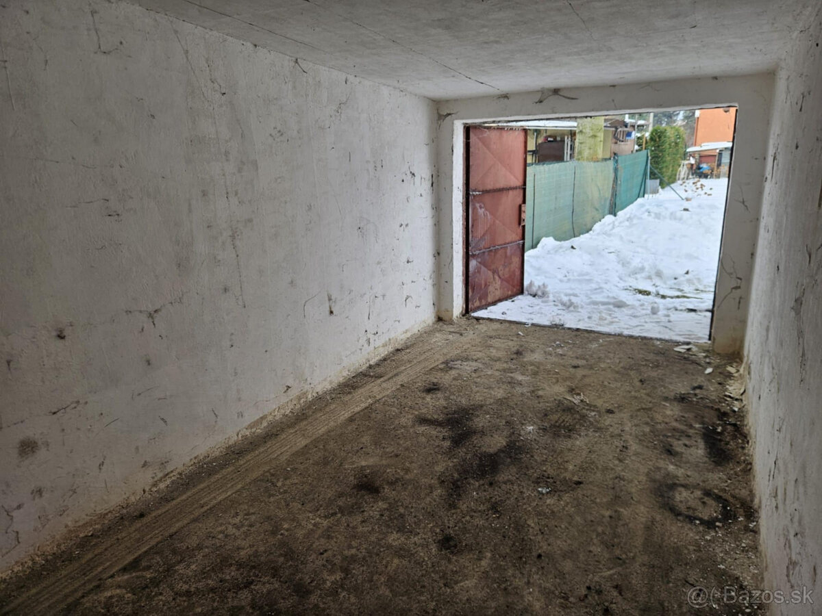 Na predaj garáž v blízkosti Tesco Hypermarket - 4