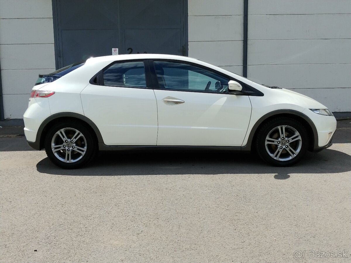 Honda Civic 1,4 Sport 2011 SK ŠPZ - 4