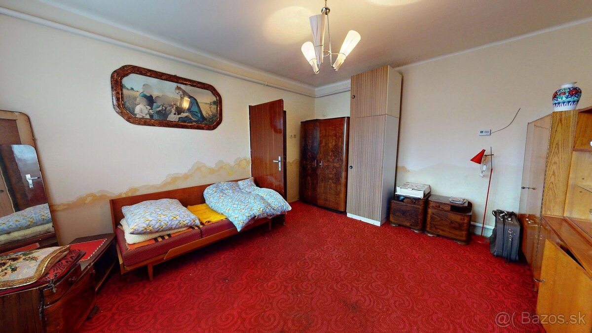 Na predaj rodinný dom v obci Dolný Lopašov s veľkým pozemkom - 4