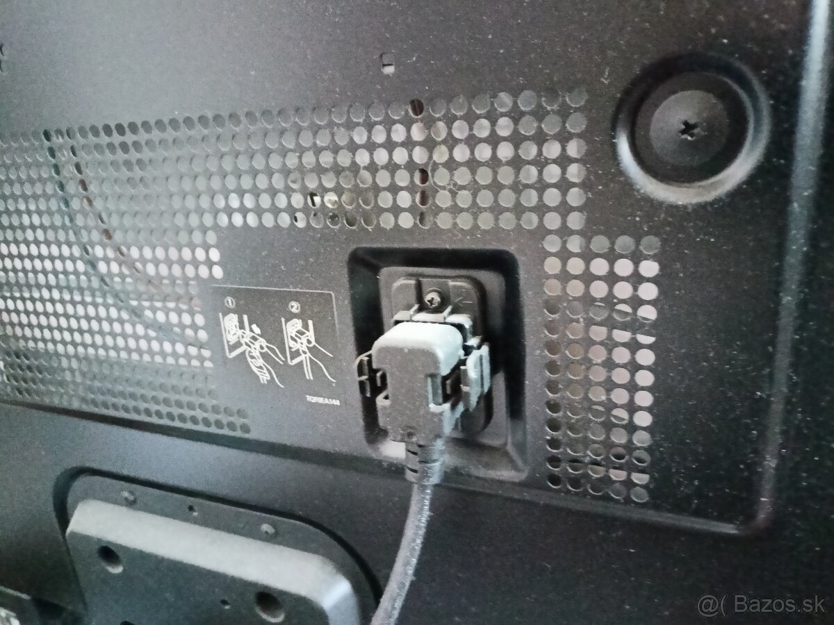 Predám TV Pannasonic Viera TX-P50ST50. - 4