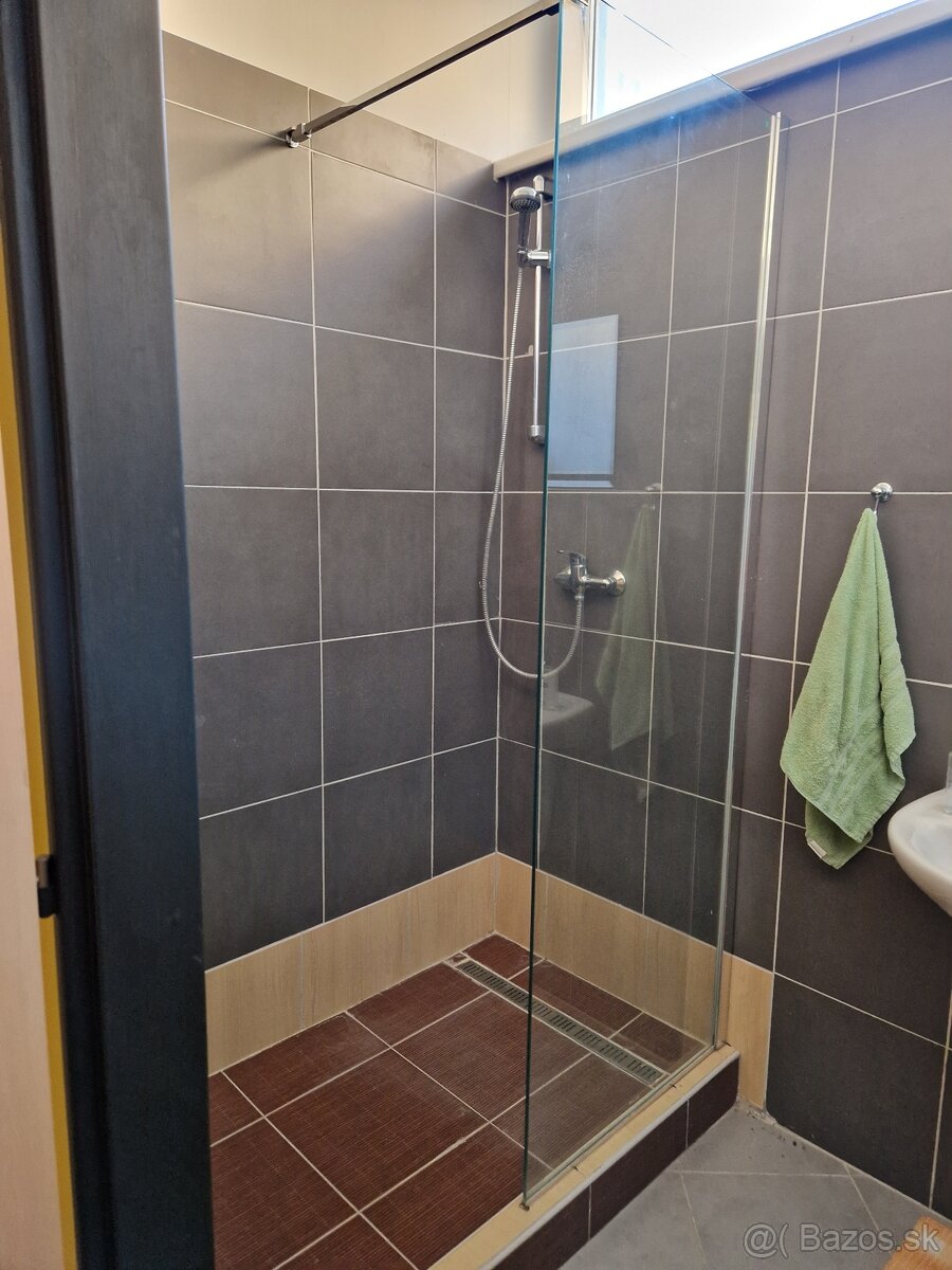 Predám prízemný priestor Piešťany ( Floreát ) - 4