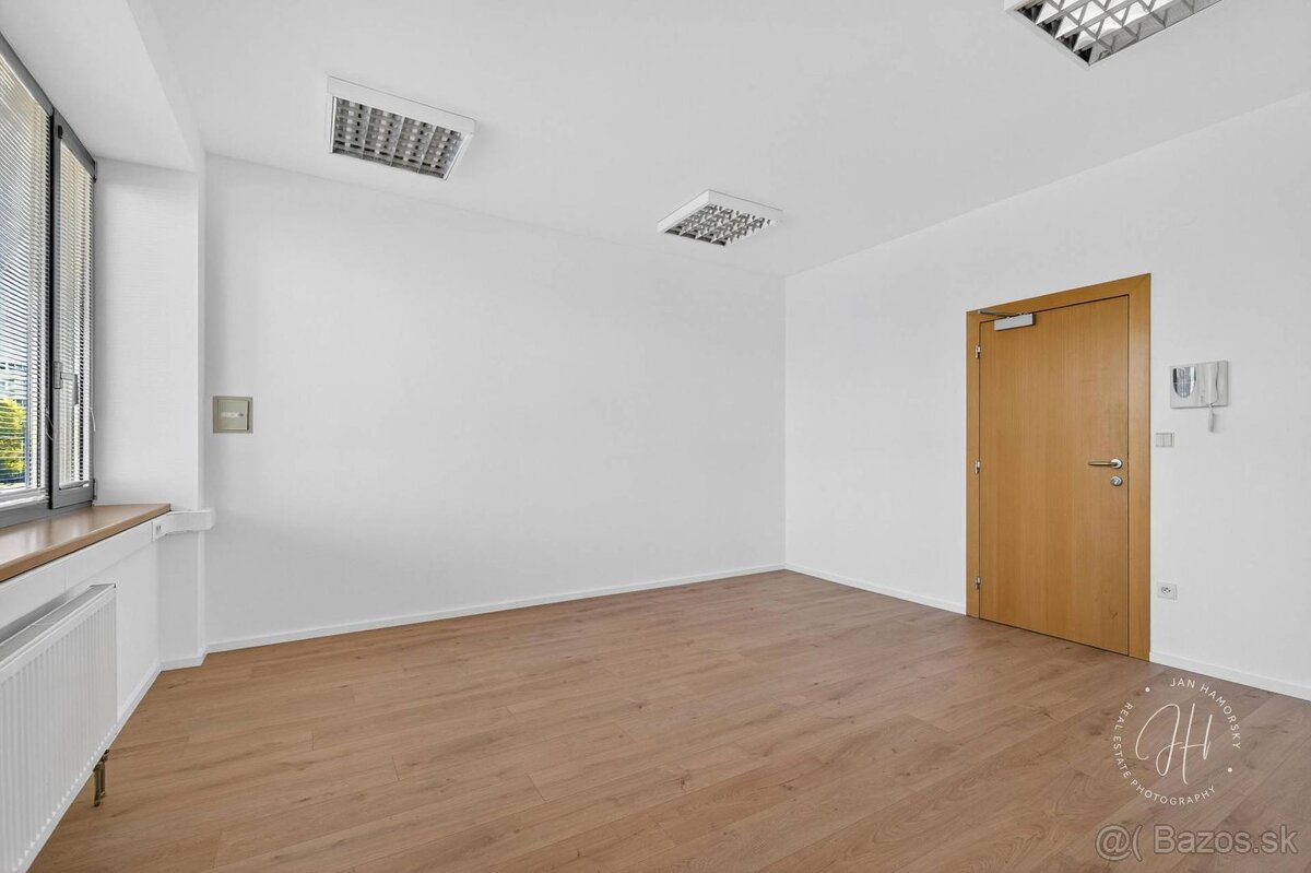 TOP lokalita | Kancelária 21 m² na Košickej – Ružinov, Nivy - 4