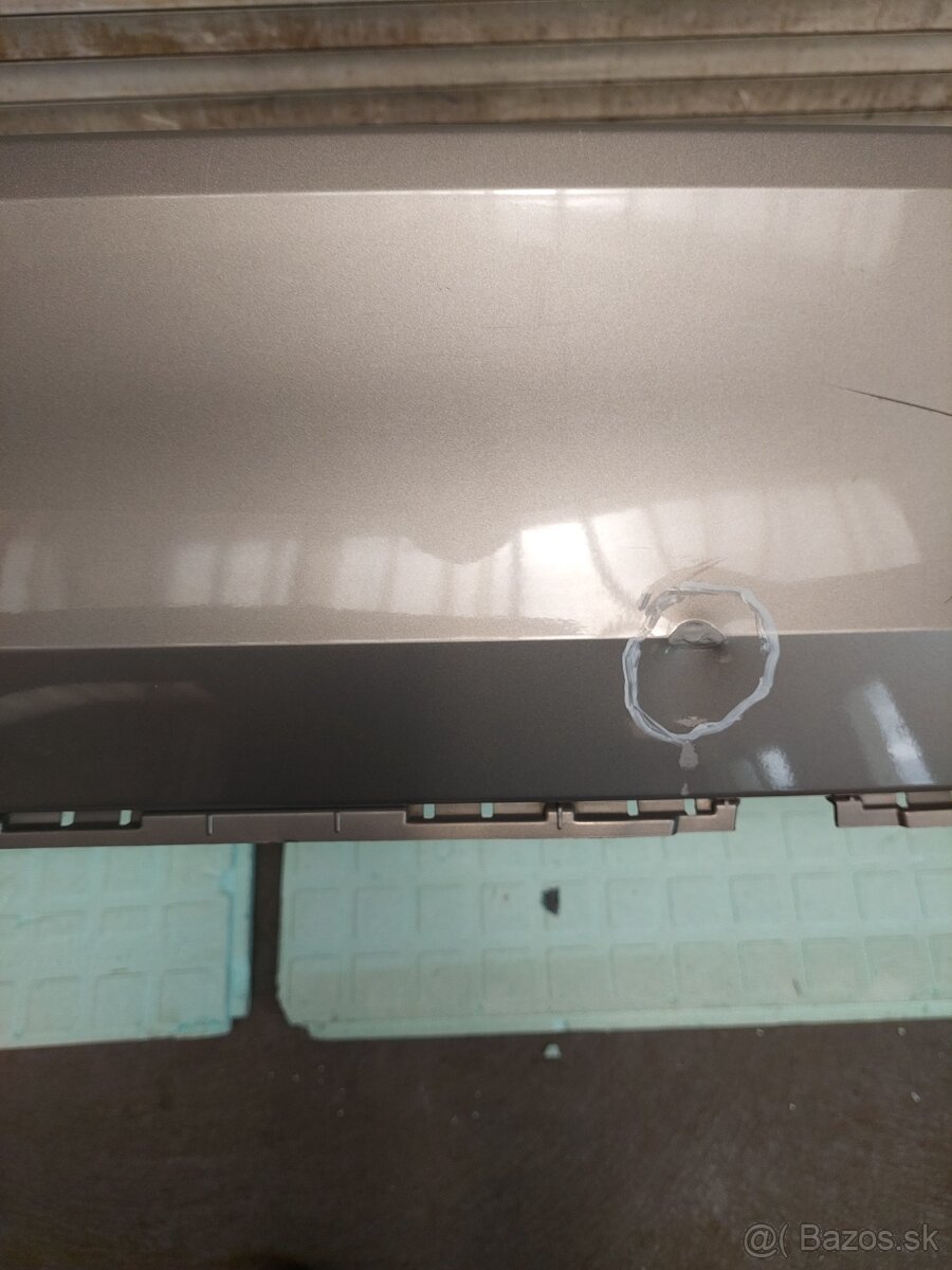 ŠKODA OCTAVIA 3 SEDAN zadný naraznik - 4