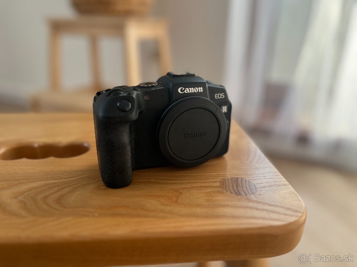 Canon RP - 4