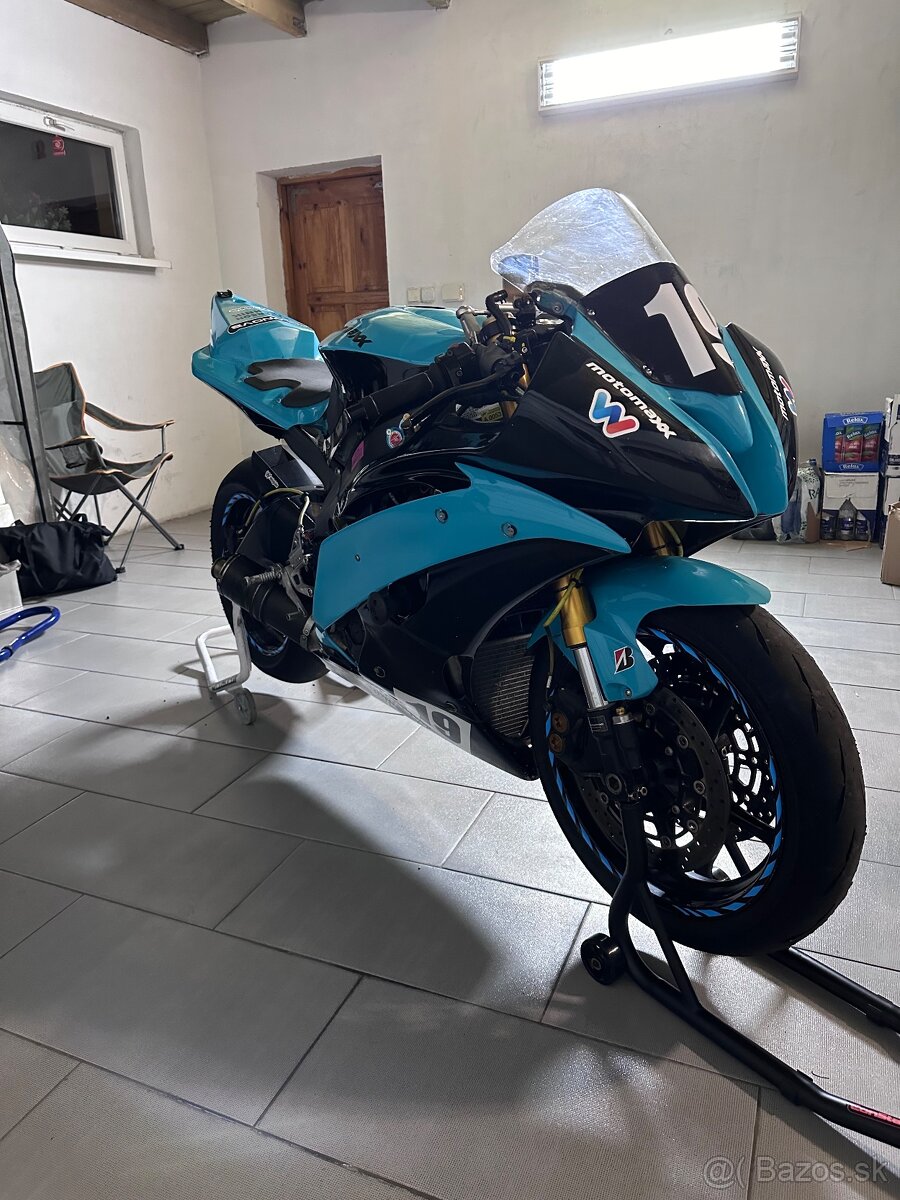 Yamaha R6 okruhovka - 4