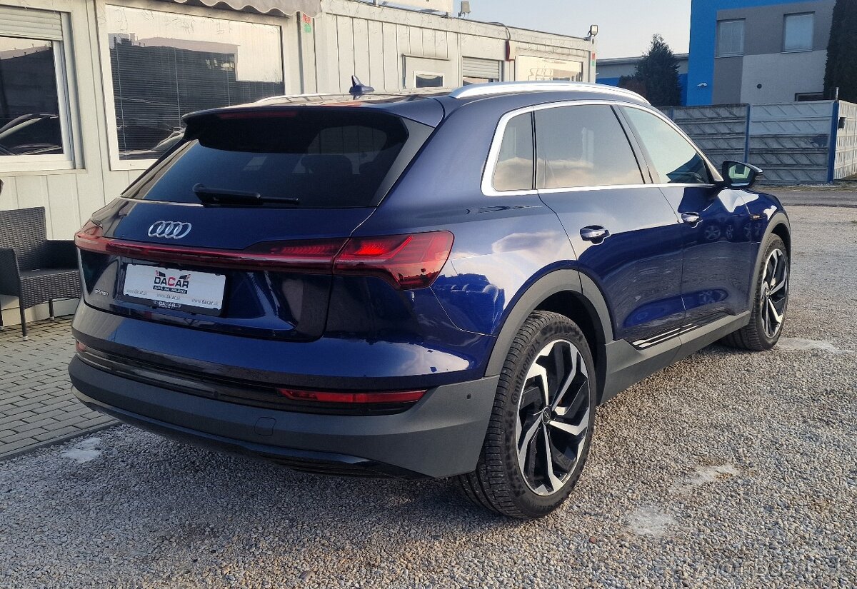 AUDI E-TRON 50 QUATTRO BASIS - 4