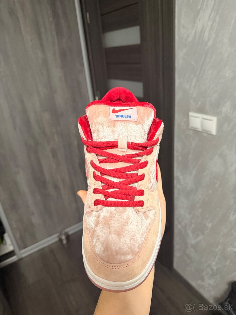 Nike Dunk SB Strange Love 45 - 4