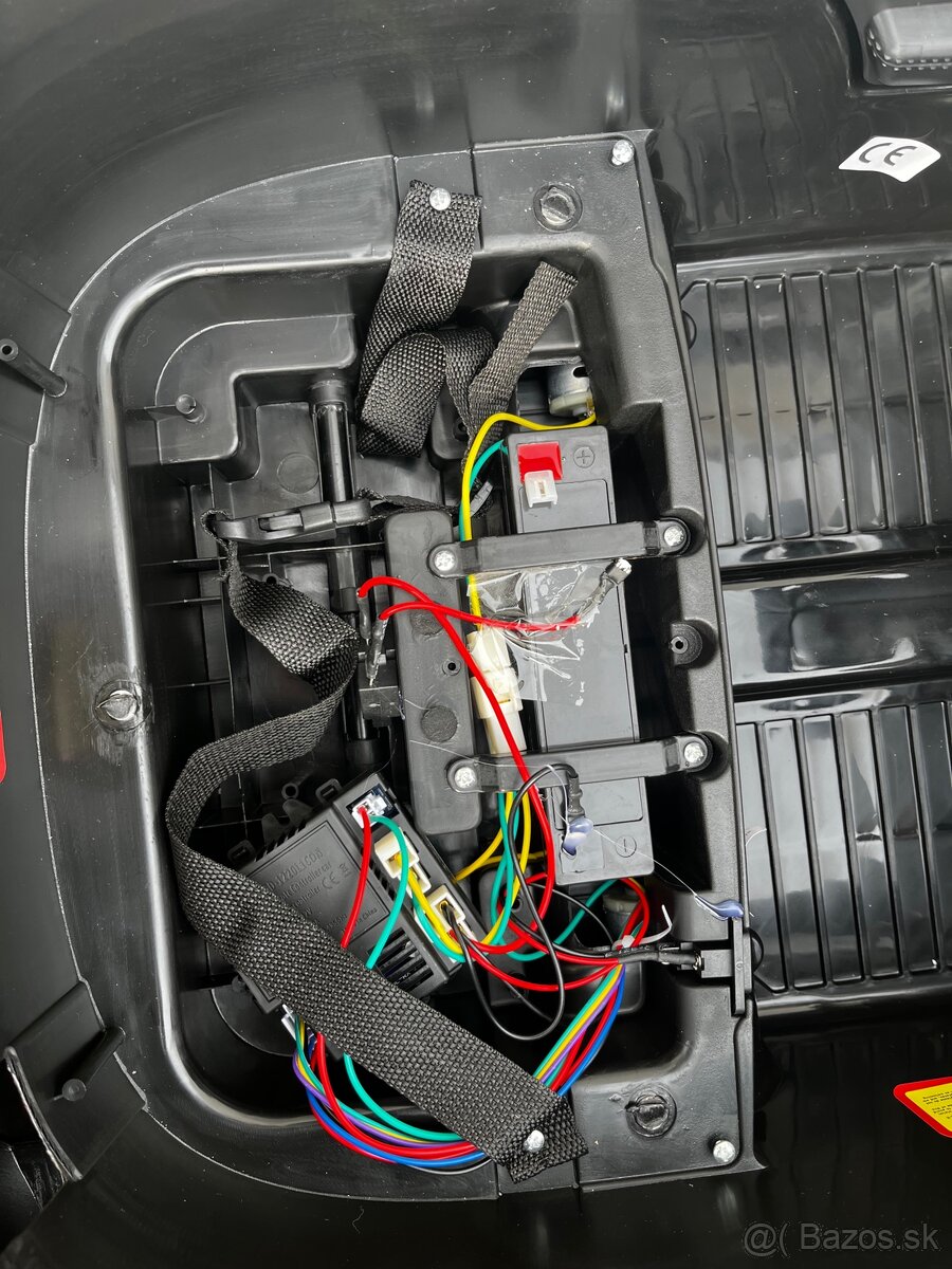 Detské elektrické autíčko - 4