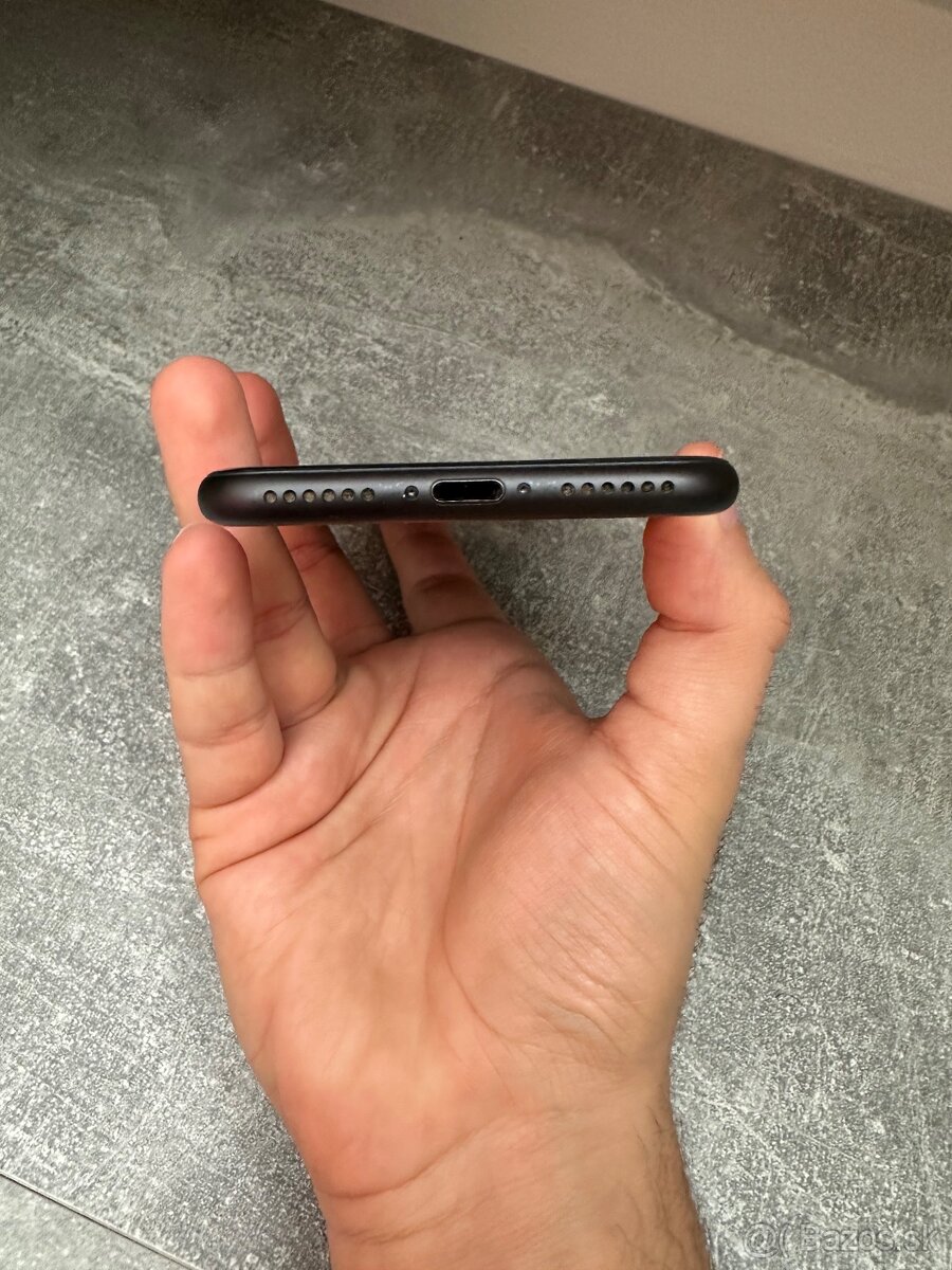 iPhone 7 32gb 100% batéria - 4