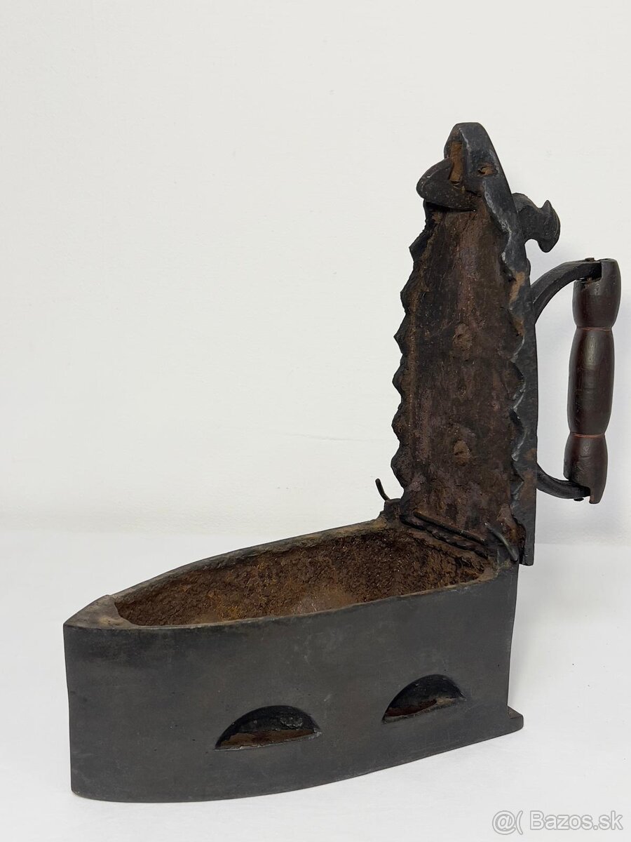 Liatinová žehlička a klopadlo - 4