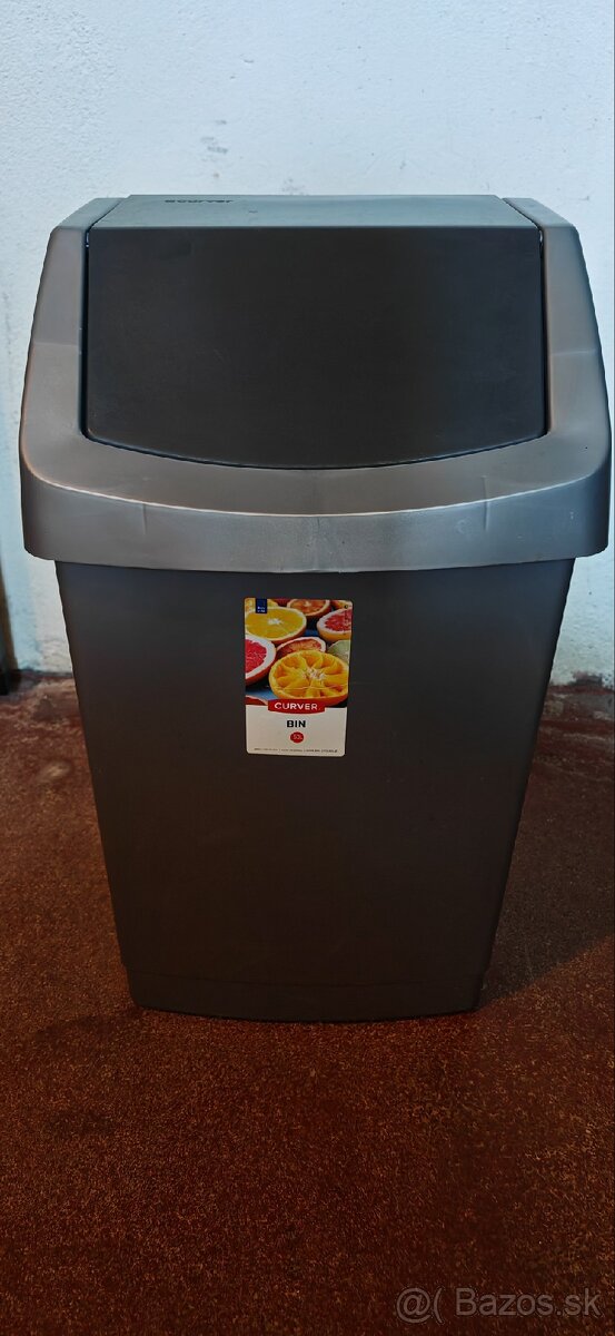 Tanier, príbor, fľaša na šľahačku, kôš - 4