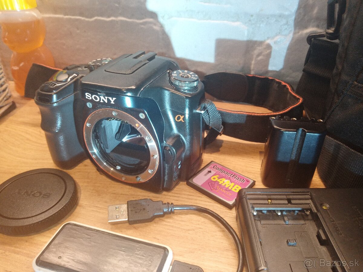 Predám zrkadlovku Sony a100 - 4