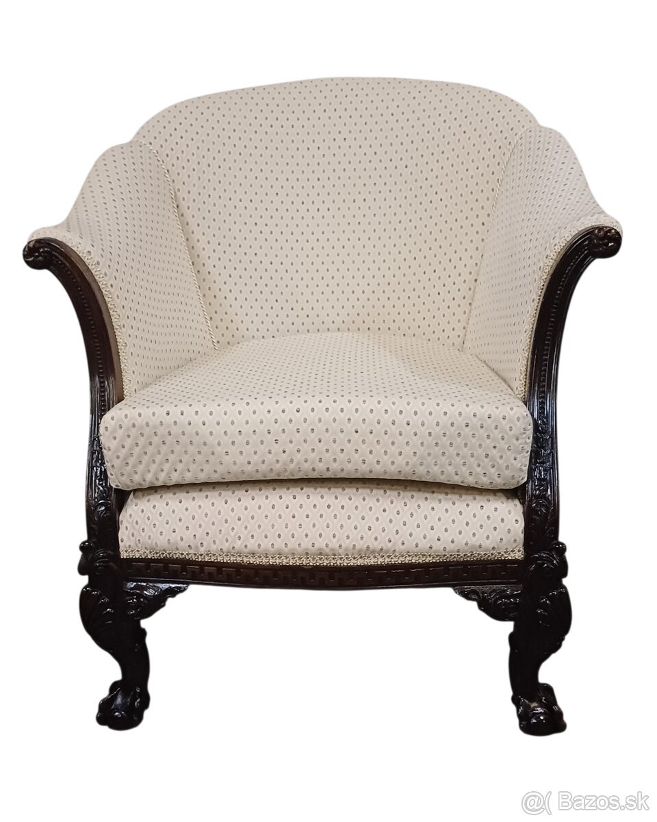 Staroẓ̌itné kreslo - 4