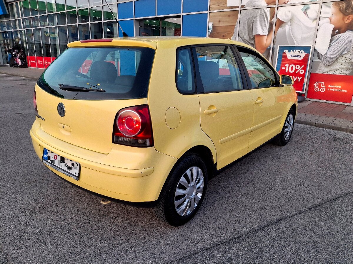 Predam Volkswagen polo 1.2 benzin rok 2007 - 4