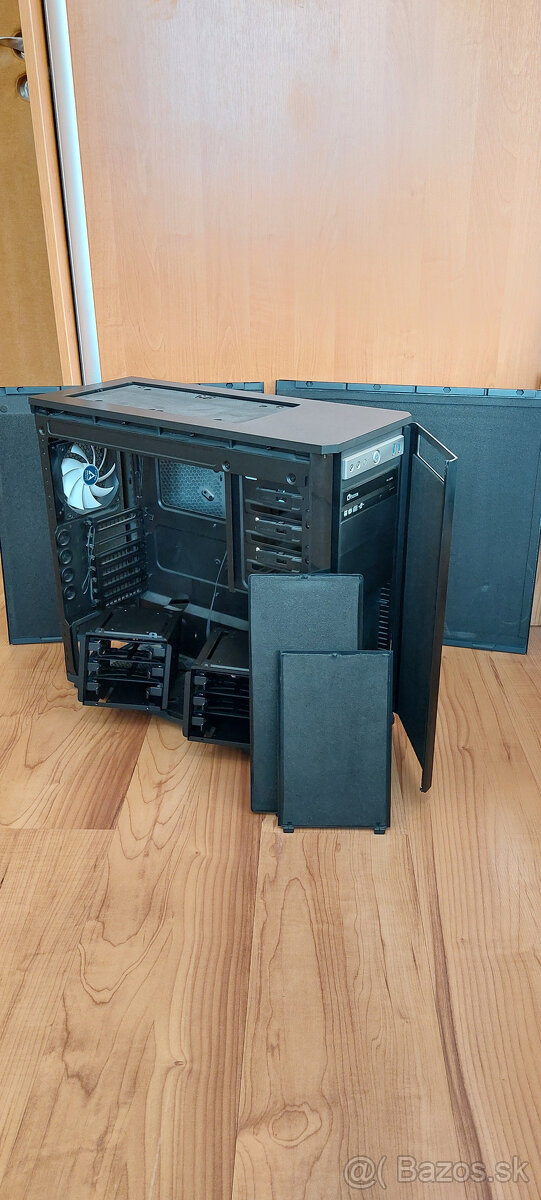 Corsair Obsidian 550D - 4