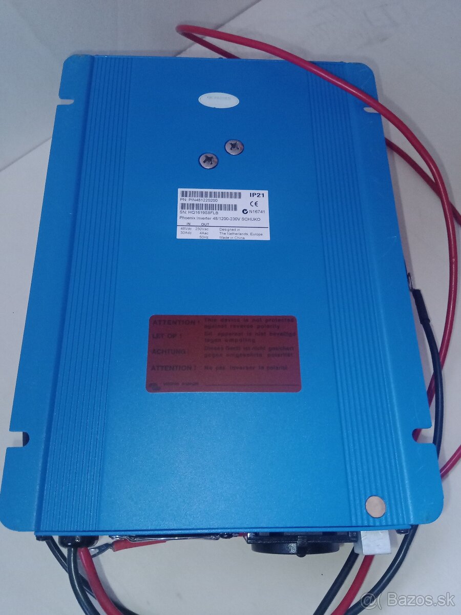 Menič Victron Phoenix 48V 1200VA - 4