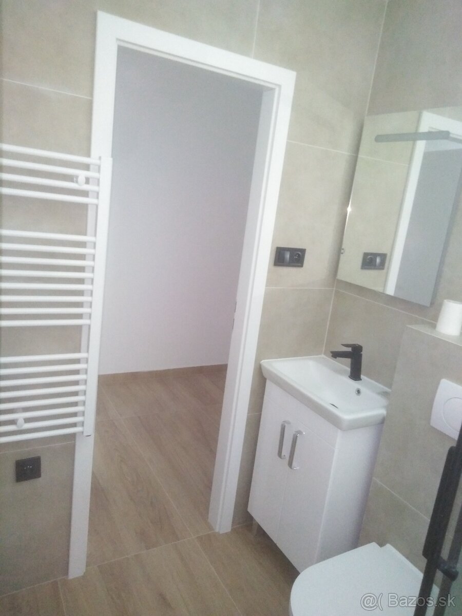 1,5 izb. byt (40,51 m2+balkón) - kvalitná rekonštrukcia - 4