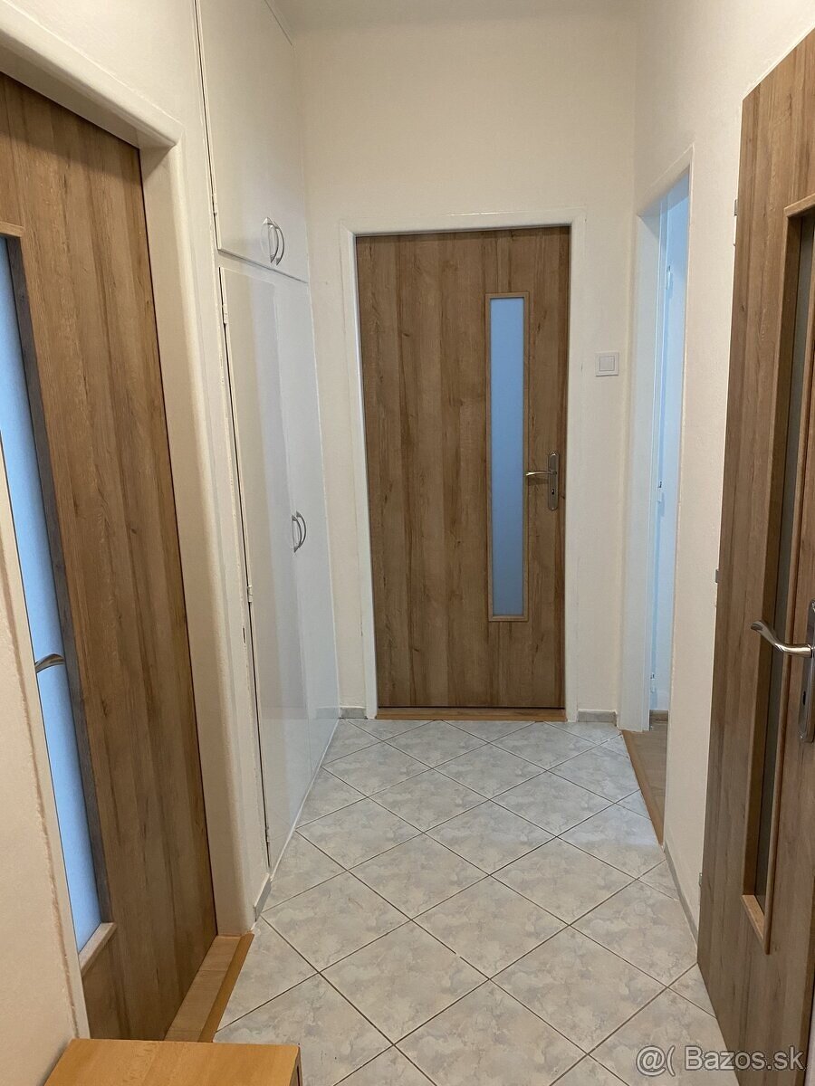 3i prenájom Levice - 4