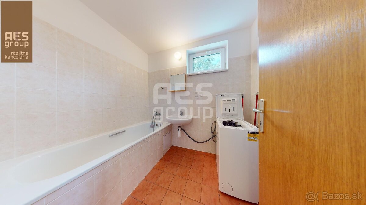 PRENÁJOM, veľký 1 izb. byt v centre, Budovateľská ul. Stupav - 4