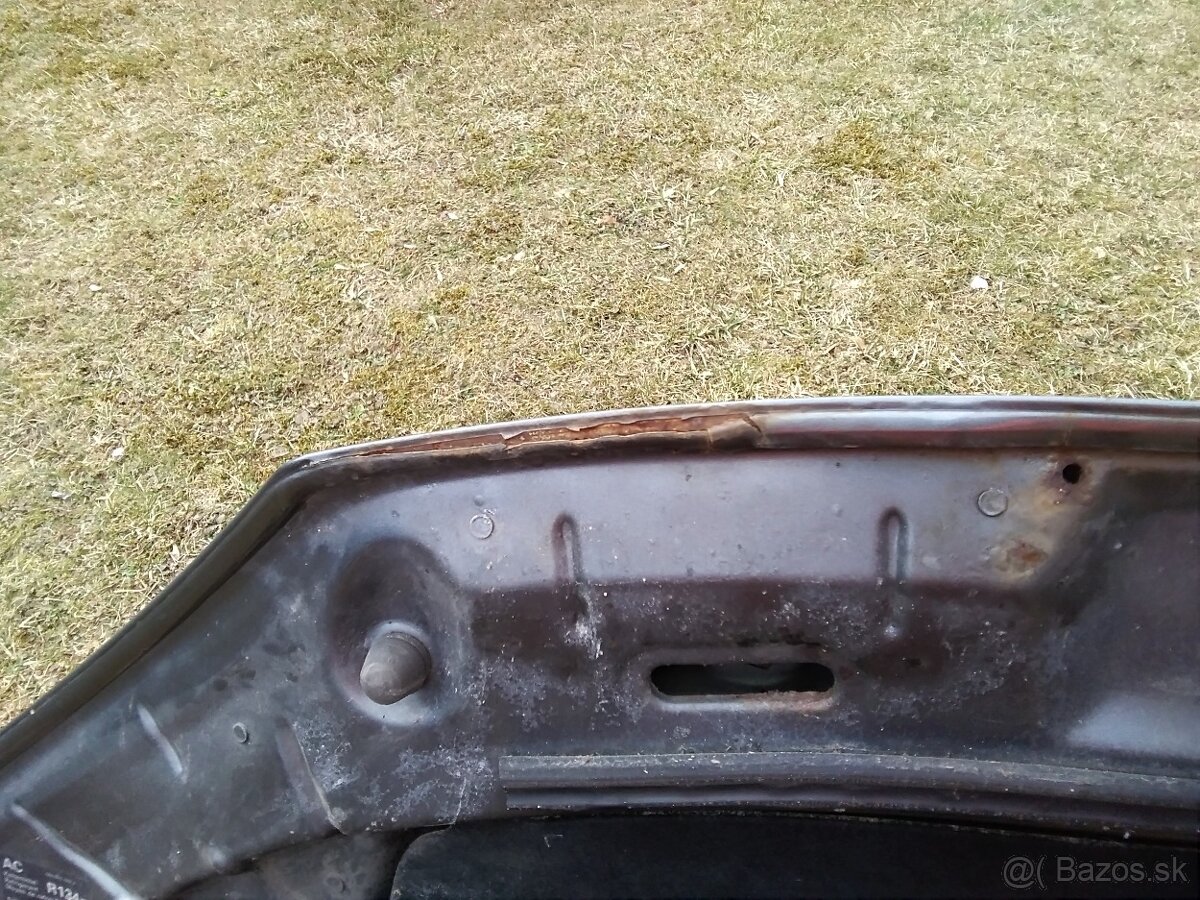 Predná kapota golf 5 - 4