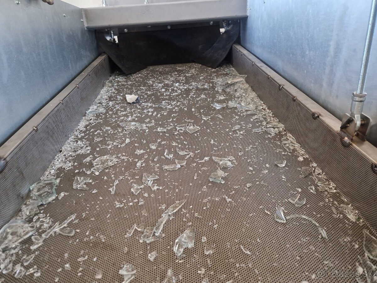 Recyklačná linka drvič na sklo / plné fľaše. - 4