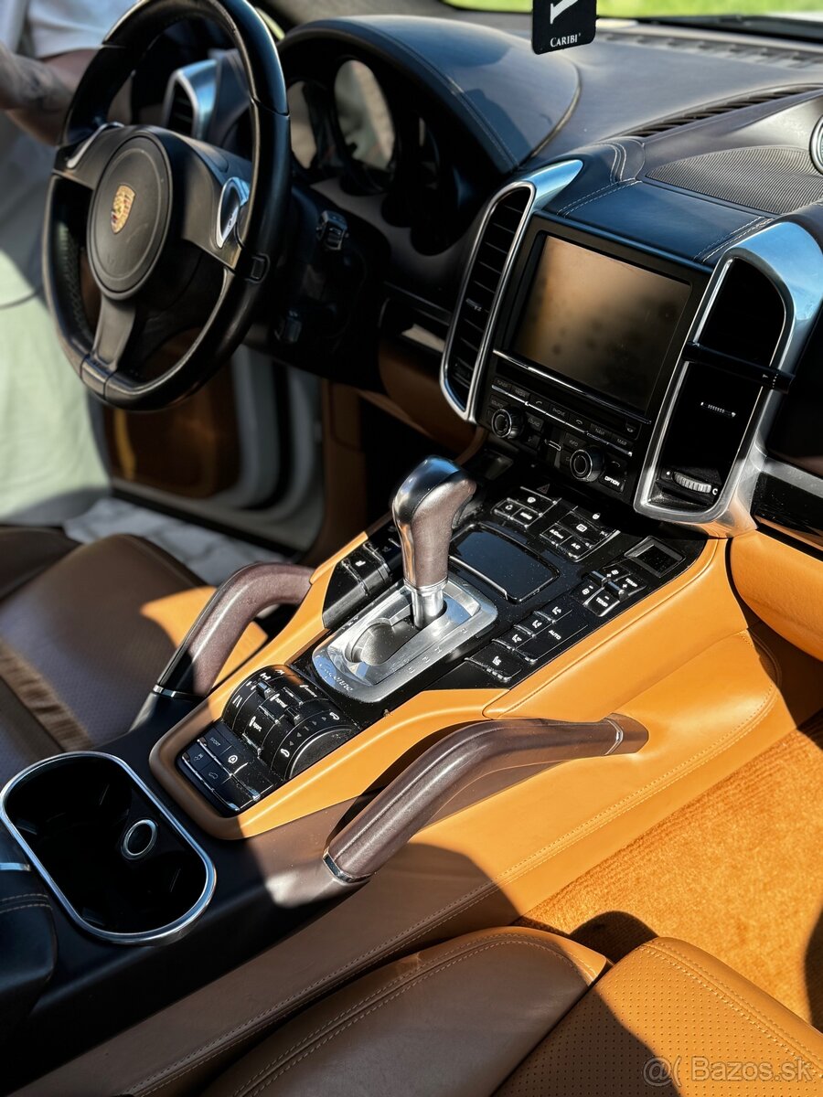 Porsche cayenne - 4