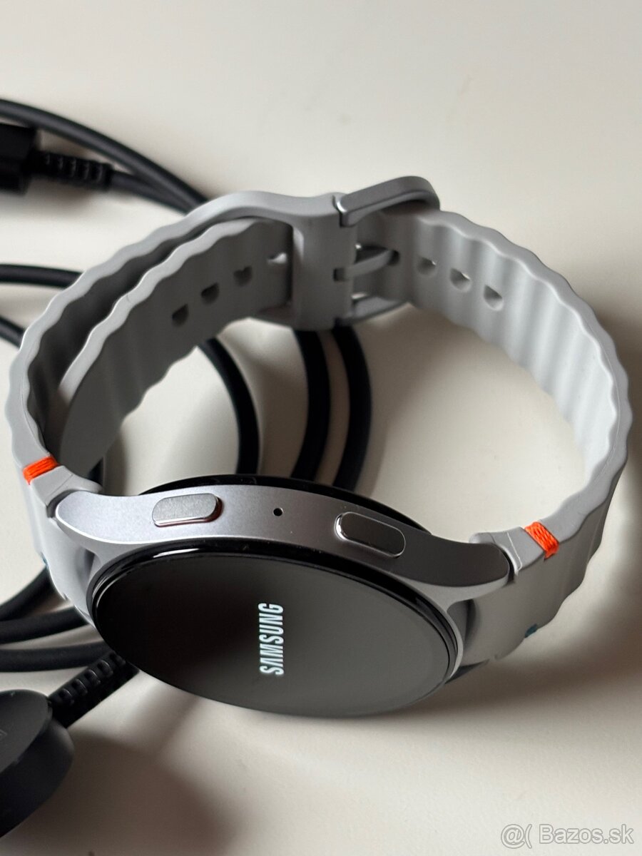 Samsung Galaxy Watch 7 44mm, Grey & Silver - 4