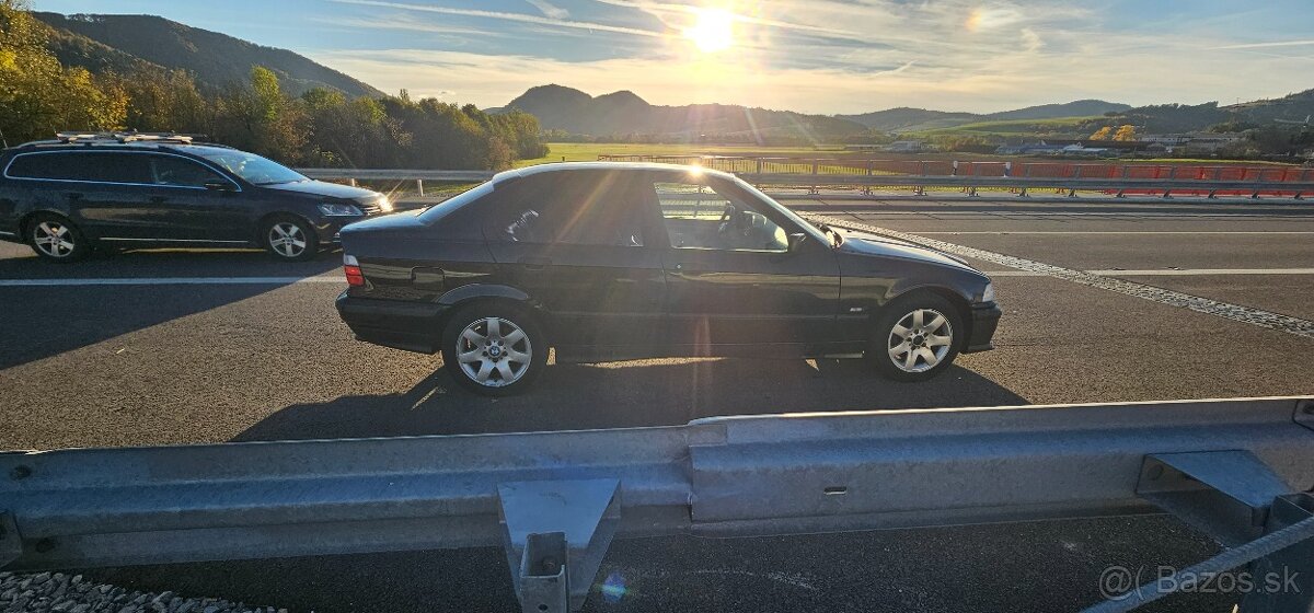 Bmw e36 323i - 4