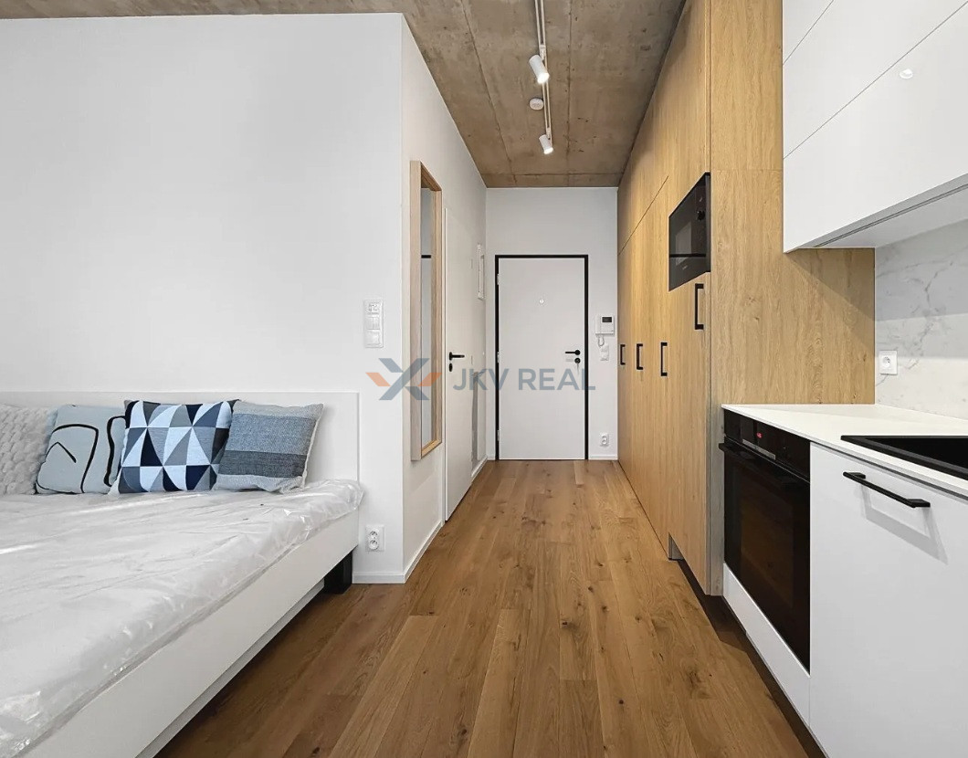 Moderná garsónka v širšom centre Bratislavy - 4