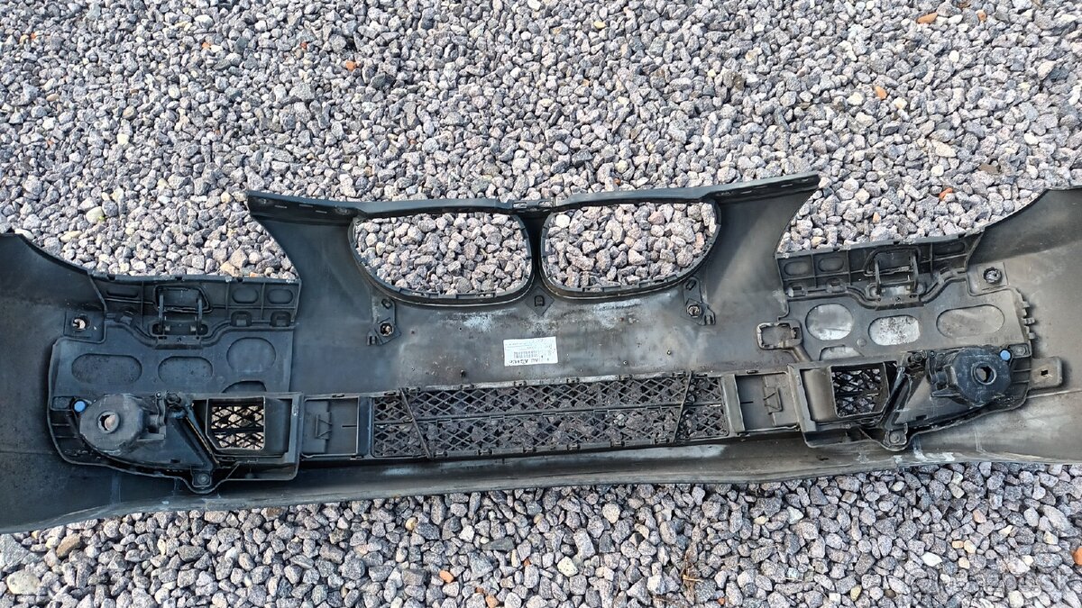 predný nárazník pre BMW radu 5 - 4