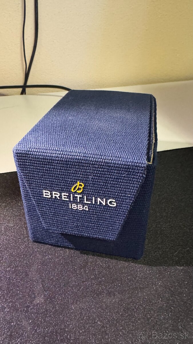 Breitling Avenger Chronograph 45 - 4