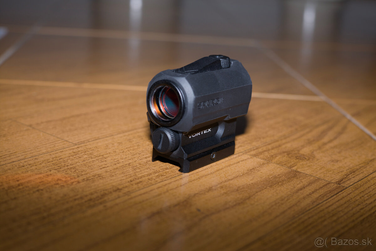 Kolimátor Vortext Sparc AR - červená bodka 2 MOA - 4