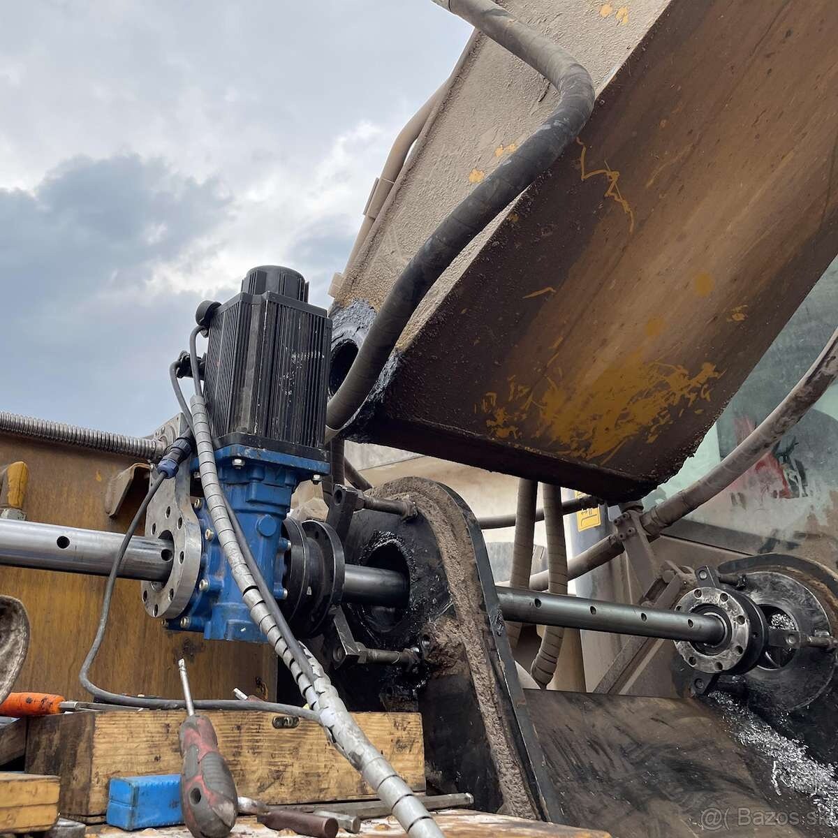 Oprava dier,uložení,čapov. Prečapovanie bagrov . - 4