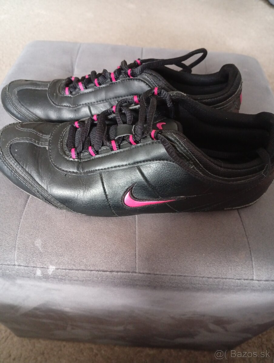 Čierne halovky Nike - 4