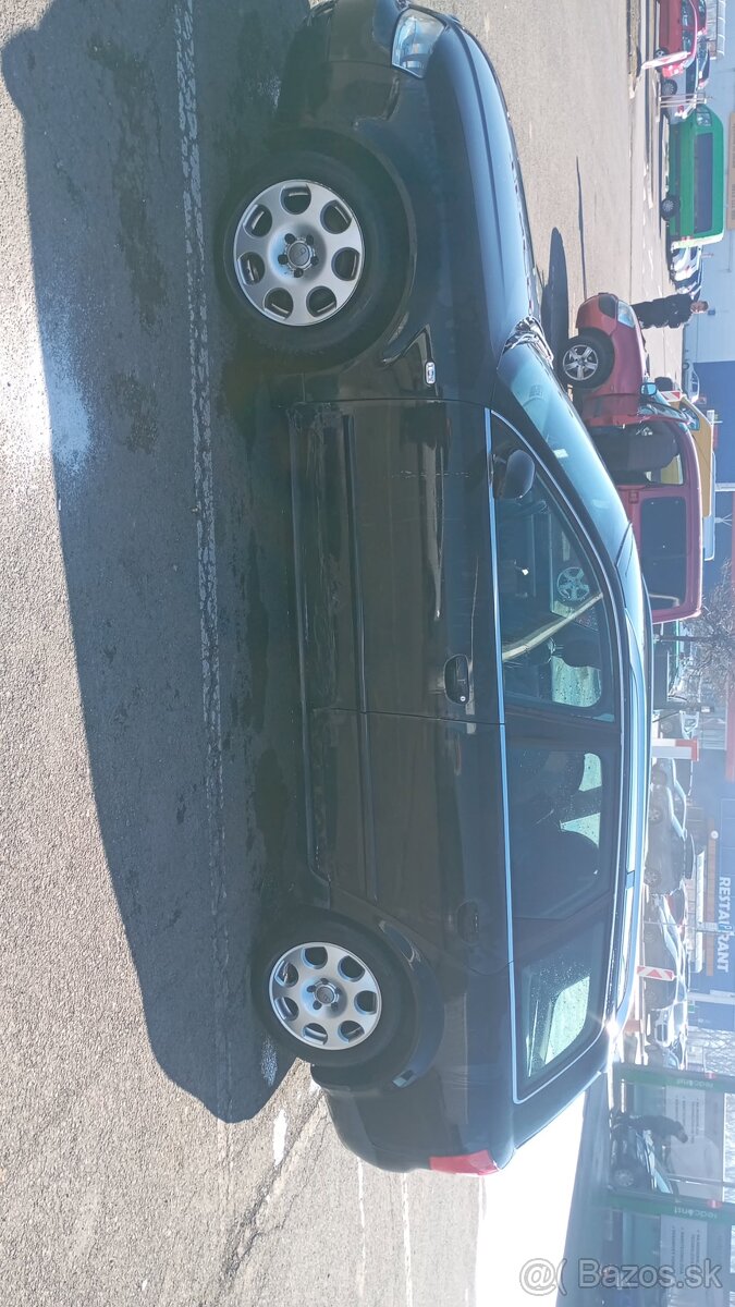 Predám Audi A4 B6 96kw - 4