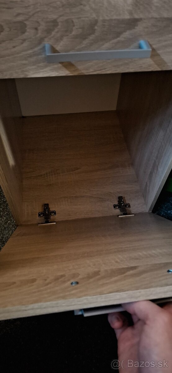 Drevená skriňa - 4