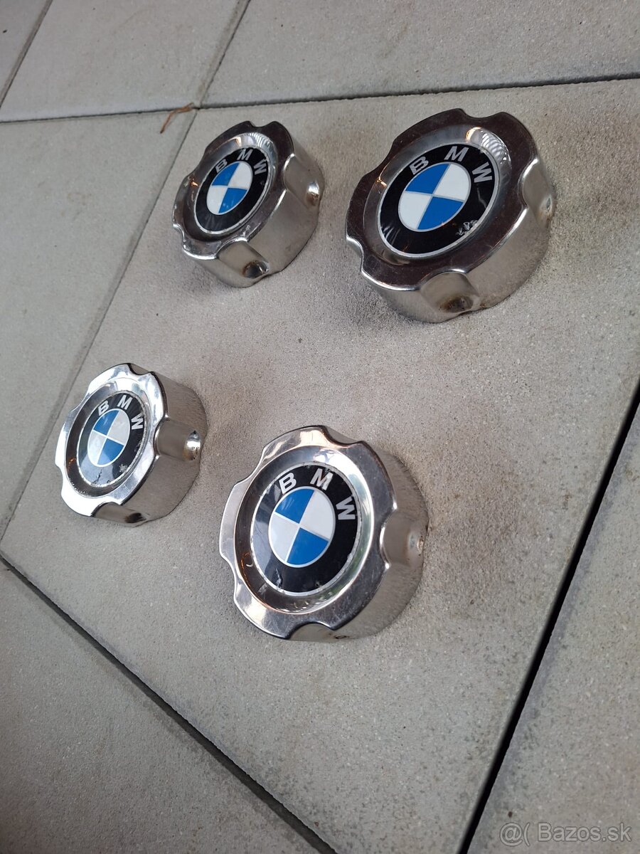 Stredové pukličky nerezové originál BMW 4 ks - 4