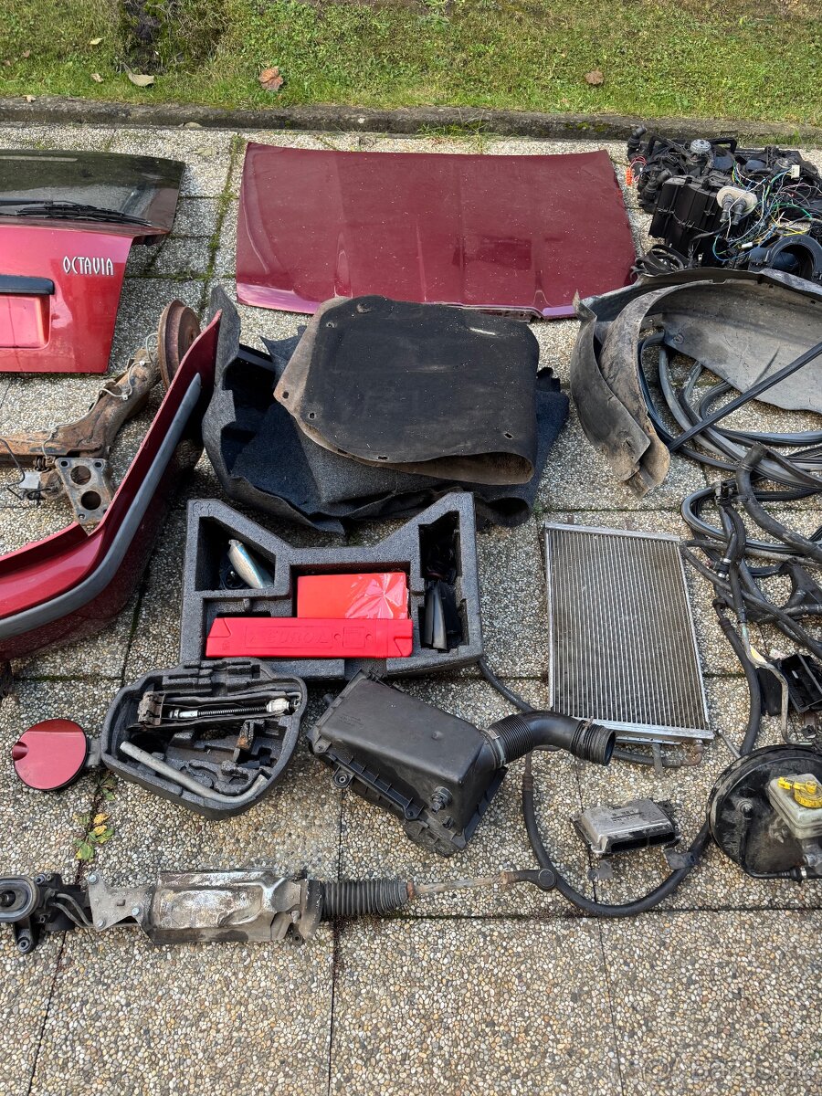 Rozpredám Octaviu 1 SDI - 4