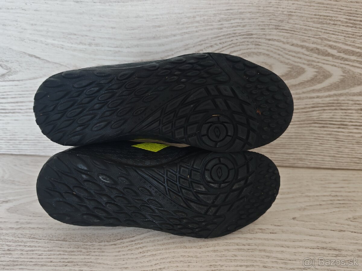 Kopačky na umelú trávu 32 - 4