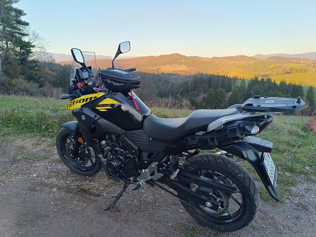 Suzuki V-Strom DL250 - 4