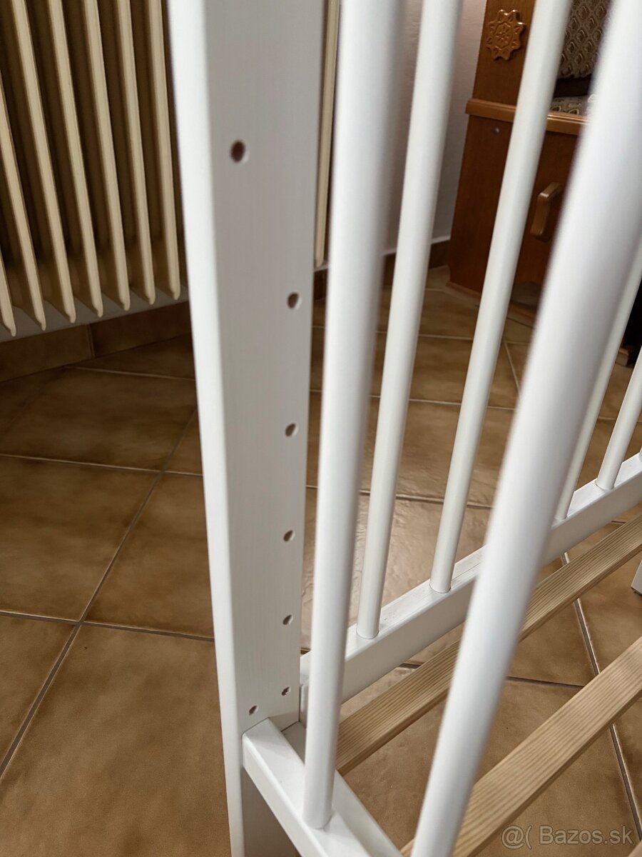 Detska postielka s matracom a chranicom matraca - 4