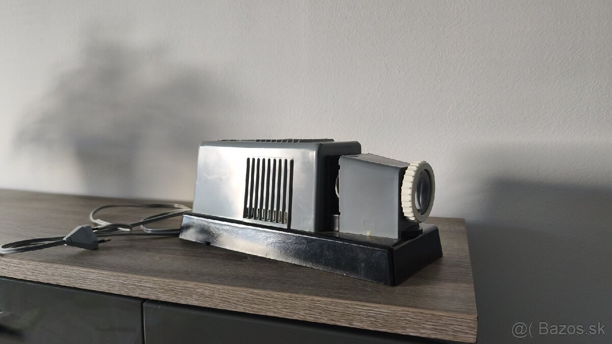 Retro - 4