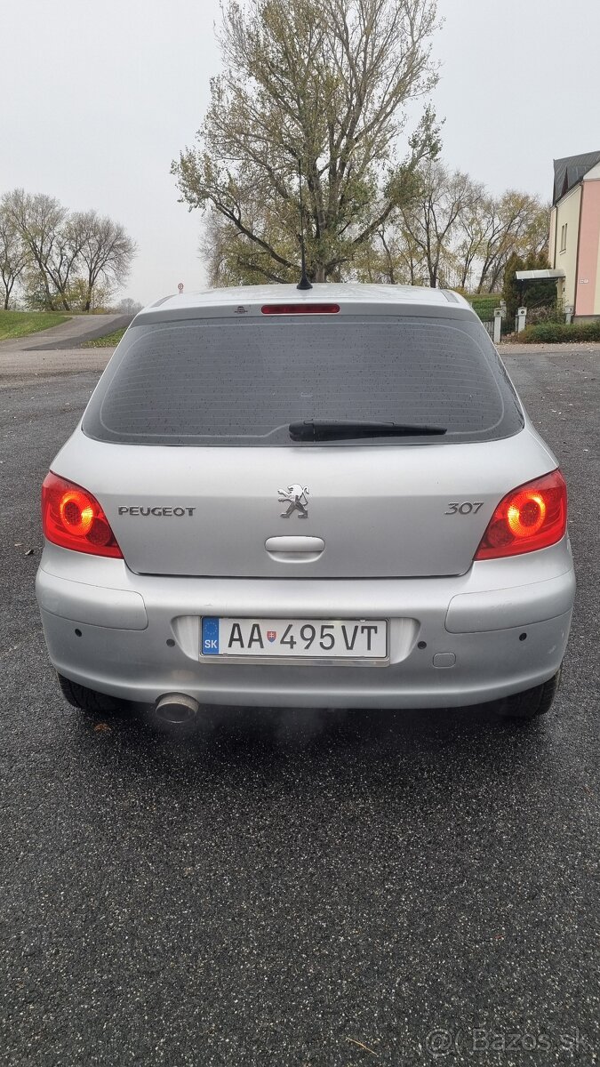 Peugeot 307 1.4 16V - 4