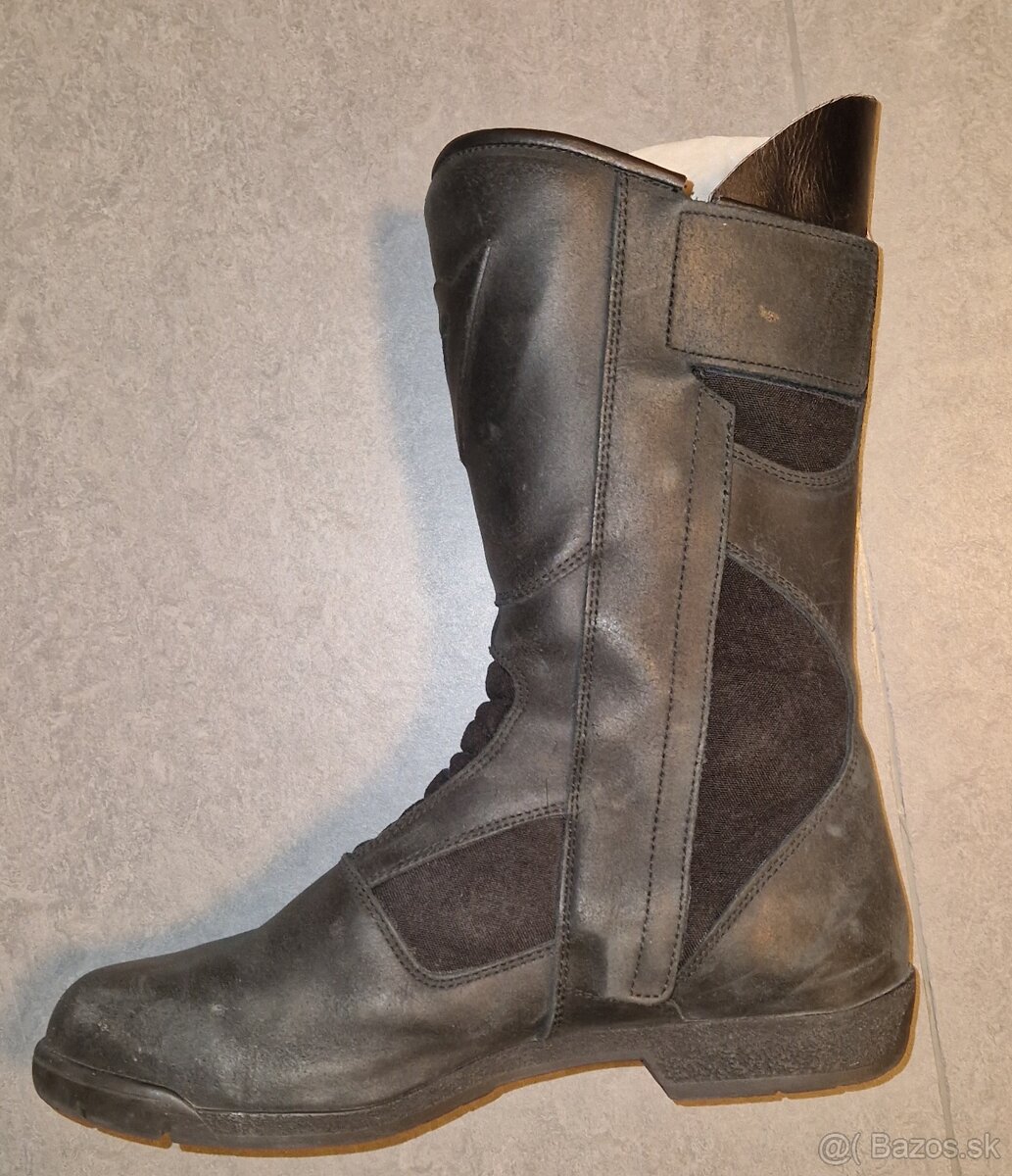 Vanucci a Dainese velk. 44 - 4